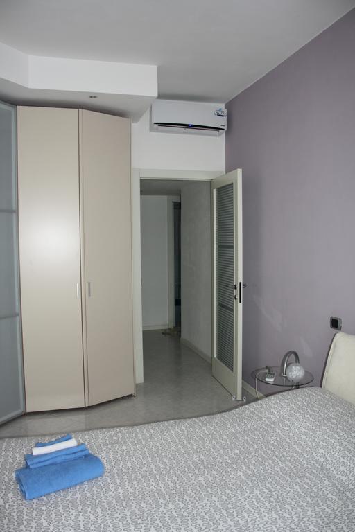 Niguarda Bicocca Flat Milão Quarto foto